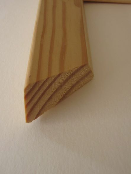 brown-wood-canvas-stretcher-bar-300-2142