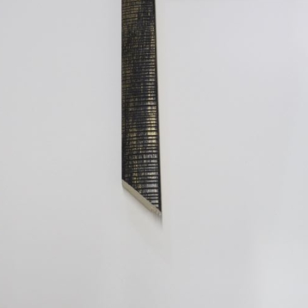 black-wood-picture-frame-l3415-black-gold