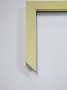 coloured-wood-cream-cube-picture-frame