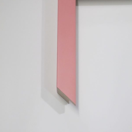 coloured-wood-pastel-pink-cube-picture-frame
